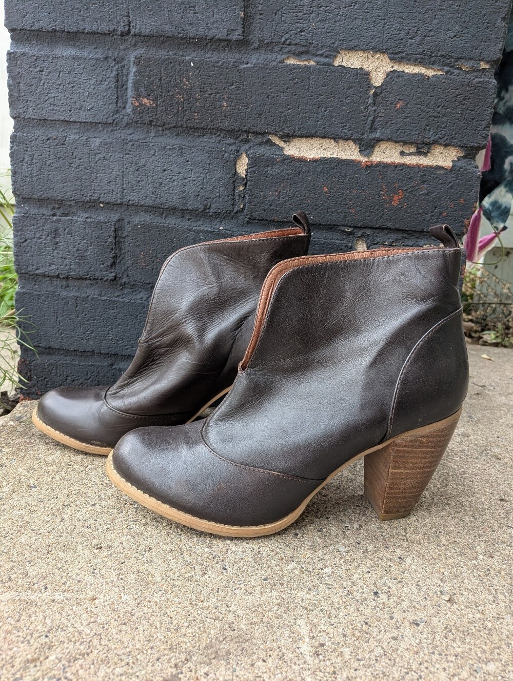 Zara Dark Brown Leather Ankle Booties with Stacked Heel, Made In Portugal 8, 39